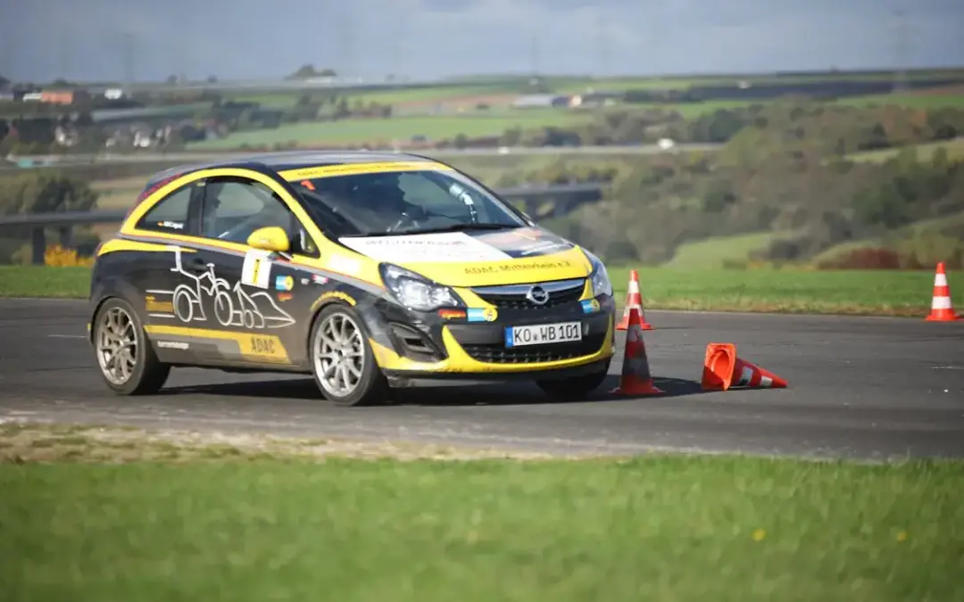 Vier Slalom-Läufe, volle Konzentration – ADAC AAC Youngster Cup 2020