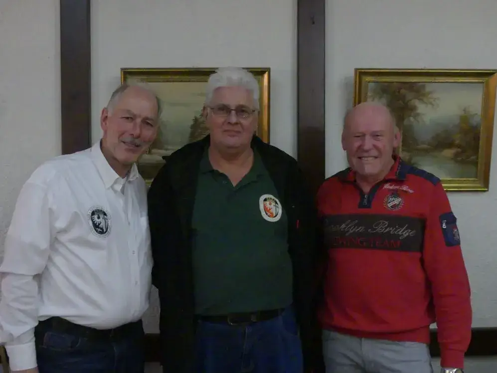 Ahr-Automobil-Club 1924 e.V. - Oldtimer - Weihnachten 2023 - Bild 1 von 5