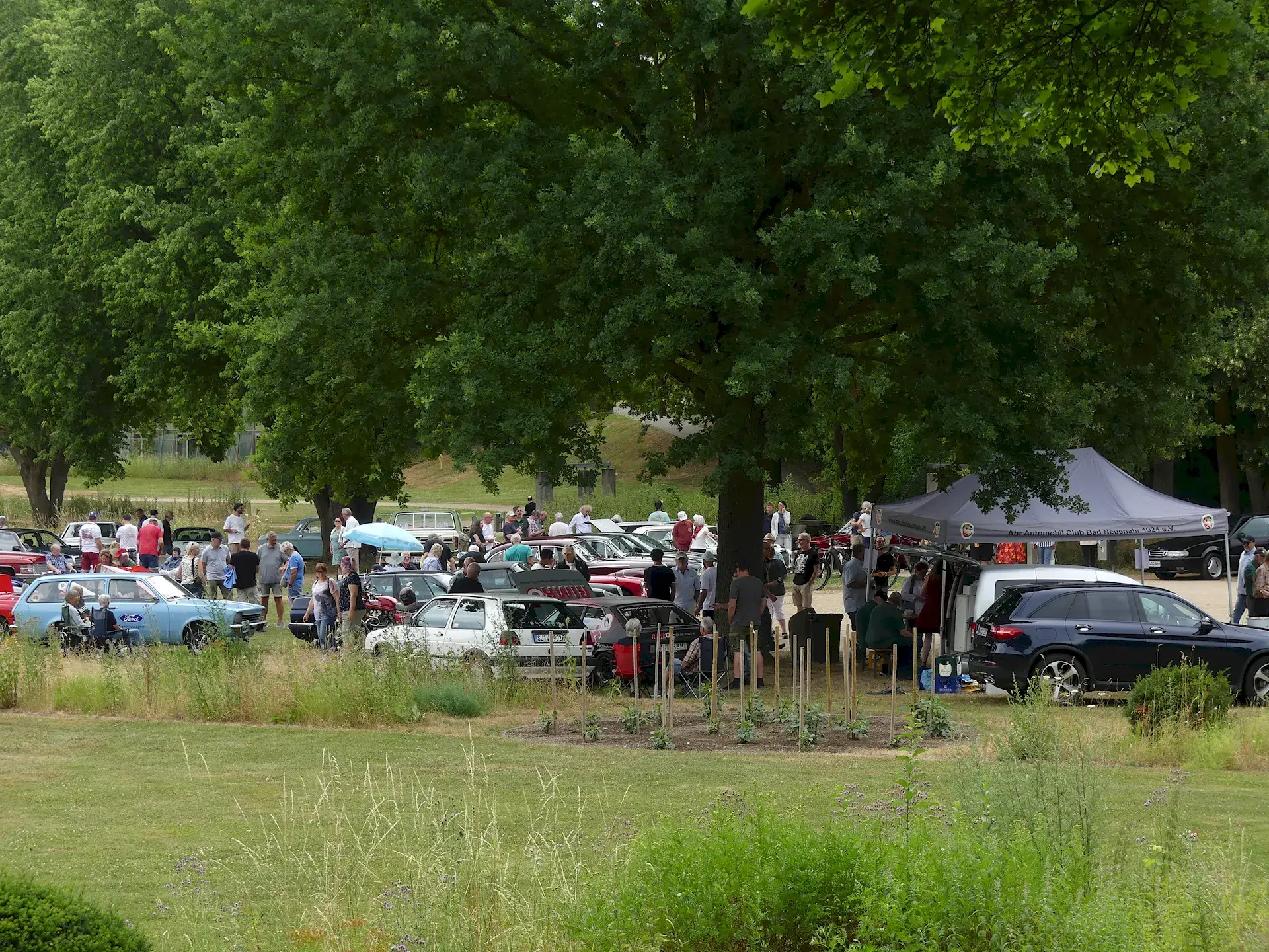 Ahr-Automobil-Club 1924 e.V. - Oldtimer - Automobil Picknick am 5 Juli 2026 im Dahliengarten in Bad-Neuenahr - Bild 8